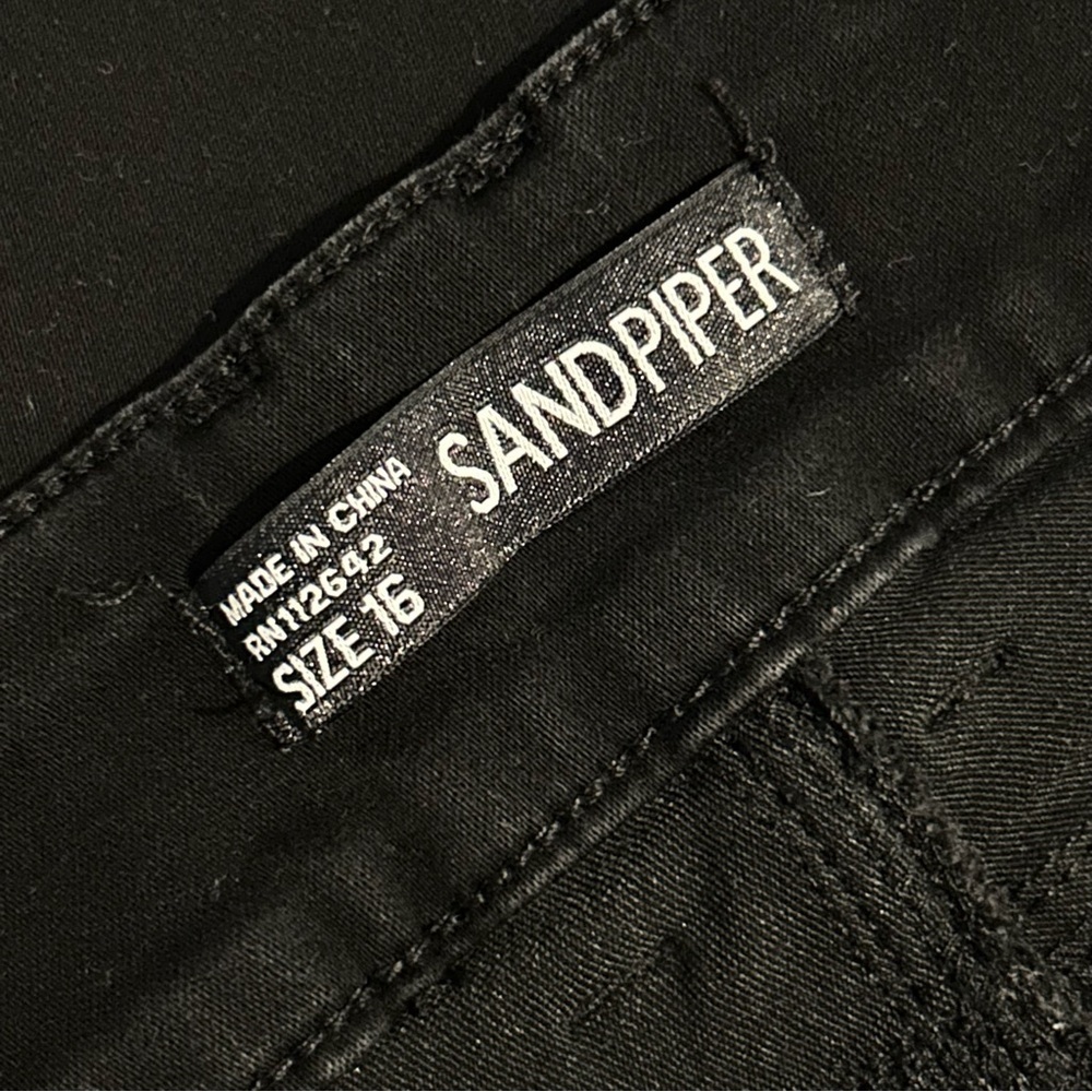 Sandpiper Women's Black Jean Shorts Size 16 - Picture 5 of 6